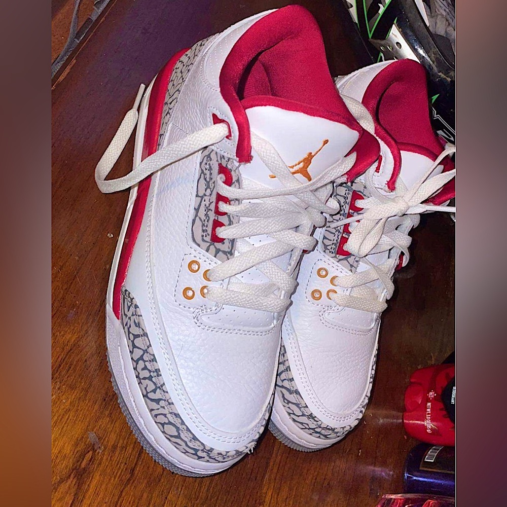 Air Jordan 3 Retro Cardinal Red